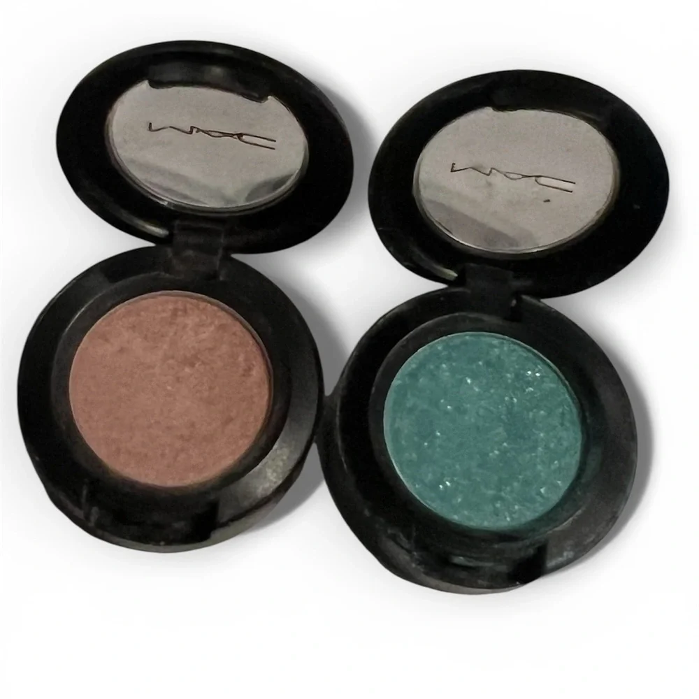 MAC Make Up Lot Naked Lunch & Aquadisiac Eye Shadows Long Love Love Lip Glass